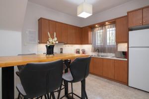 Ruvelis private pool villa