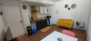 Appartements T1 Bis Cosy proche Gare : photos des chambres