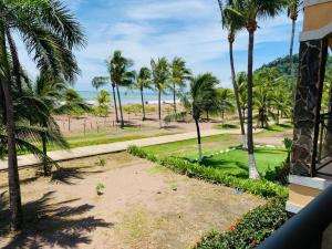 Bahia Encantada beach front proyect, Micasas