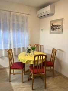 Stara Jezica Apartments with WiFi