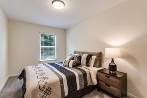 Oak Street #13
