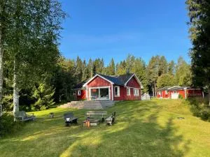 Beautiful house in the nature with private river access - Gammelstaden