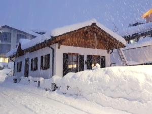 The Little Pool House