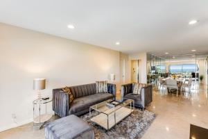 I Only Have Eyes for You