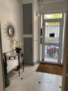 Appartements L’ELEGANT: 80m2 vue sur vignoble au Centre d’Epernay!! : Appartement 2 Chambres