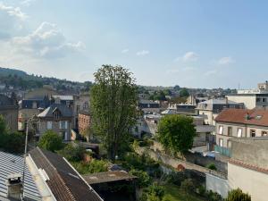 Appartements L’ELEGANT: 80m2 vue sur vignoble au Centre d’Epernay!! : photos des chambres