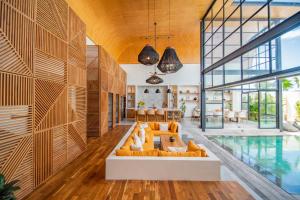 Villa Mango 2 - Amazing 4-bdr Villa in Berawa ! PERFECT LOCATION