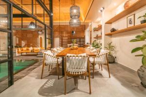 Villa Mango 2 - Amazing 4-bdr Villa in Berawa ! PERFECT LOCATION