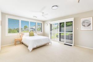 Cowrie House - Spacious, Modern holiday home