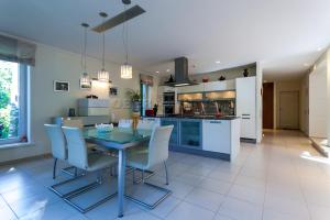 Beach Villa in Tallinn near city