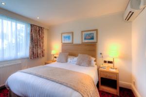 Double Room with Sea View room in Langstone Cliff Hotel