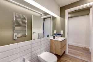 Turandot Apartment by Mamo Florence