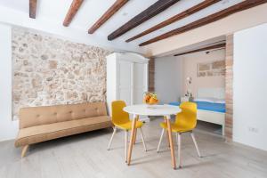 Carmencita Apartment img19