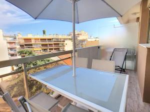 Juan Les Pins Centre - Studio Neuf Avec Terrasse - 3 Mins Des Plages - Jazz Apartment