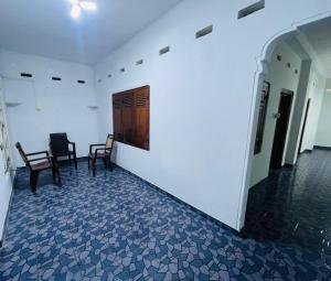 Jaffna Ratnam Holiday Home -AC