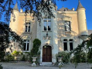 B&B / Chambres d'hotes Le Chateau de Leugny : photos des chambres