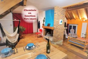 Appartements CHEZ INES - Un lieu de vie en Arbois 2 a 14 personnes : photos des chambres