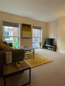 Flat 1 Chestergate - Langley