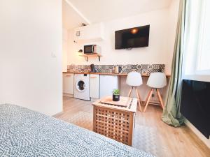 Appartements Le Bourget - petit studio - Grenoble : photos des chambres