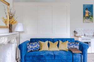 4 Berkeley Square I Boutique Apartments