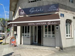 Saudade Hostal Cafetería