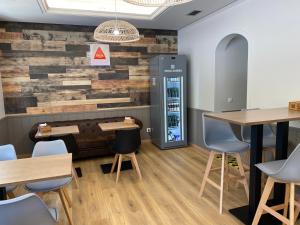 Saudade Hostal Cafetería