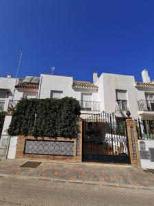 Casa adosada - Los Boliches - Fuengirola - 3hvězdičkové hotely ve městě Fuengirola