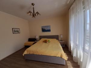 Apartments Orange Lovran