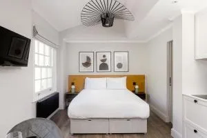 PenthouseStays Chelsea - Luxury King / Queen Bed Studios - near King's Road - Kensington