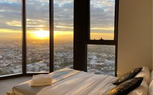 EQ Tower Modern Apartments Melbourne Central CBD