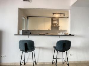 Duquesa Superb Seafront Apartment Marina Real