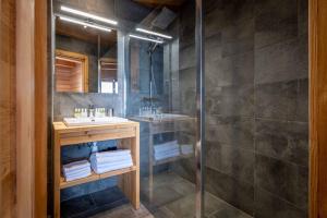 Chalets Madame Vacances Chalet Woodpecker : photos des chambres