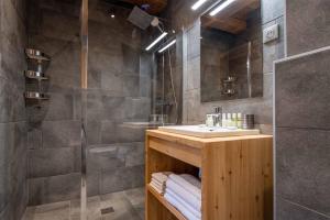 Chalets Madame Vacances Chalet Woodpecker : photos des chambres