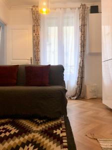 Appartements 2 pieces 1 bedroom apartment 10 mins walking Chateau Versailles : photos des chambres