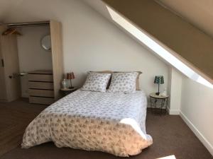 Appartements Le Gite de l'Amer - T2 - Duplex - Centre Bourg : photos des chambres