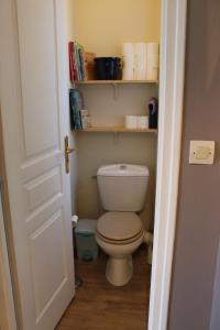 Appartements L'entre port & mer - Vue mer - Proxi gare plage & quai - Hyper-Centre - Parking gratuit : photos des chambres