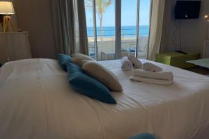 Fully equipped beachfront studio in the heart of the city center bd Leclerc