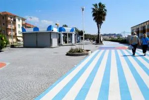 Portobello's - Work is Vacation - 阿尔比索拉马里纳