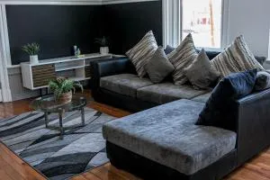 A Luxurious 5 star Location 2 QUEEN Bed’s TROY - 克利夫顿帕克