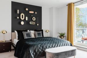 BEST THAMES VIEWS in TOWN! LARGE LUXXE NOMAD DESIGN FAMILY HOMES المساحة والأناقة تلتقي مع الراحة العربية