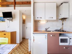 Studio Hameau de Pech I-2 by Interhome