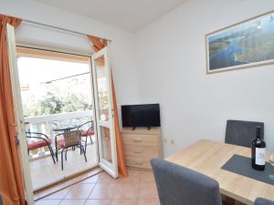 Apartment Mladen-2 by Interhome