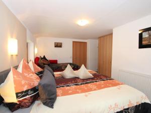 Apartment Schweiberer-3 by Interhome