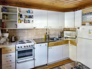 Holiday Home Hankisääski by Interhome
