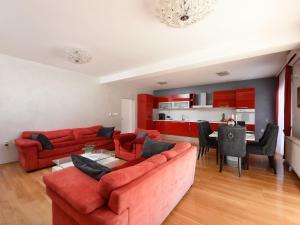 Holiday Home Jure by Interhome