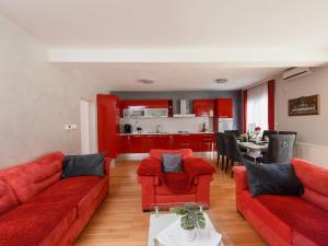 Holiday Home Jure by Interhome
