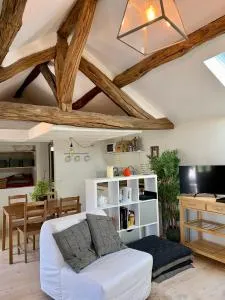 Appart chic et cosy/centre ville/ 20min de Paris - 塞纳河畔卡里耶尔