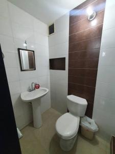 Acogedor apartamento con excelente vista al mar.