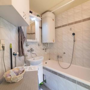 Sweet Home Center Apartment