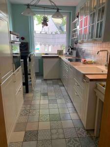 Mitten im Ruhrgebiet immer Willkommen, wlan , Netflix, Parking Free, 100m2 flat